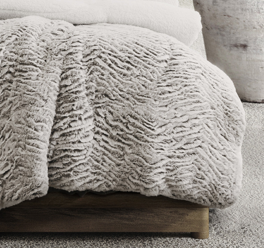 Faux Fur Sherpa Comforter Set Bear - Image 3