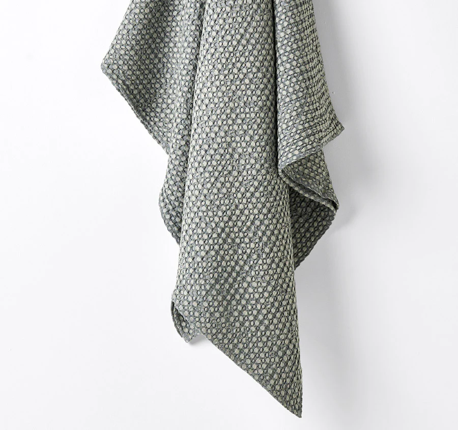 Waffle 140x200cm Throw Rug Dusty Blue - Image 2