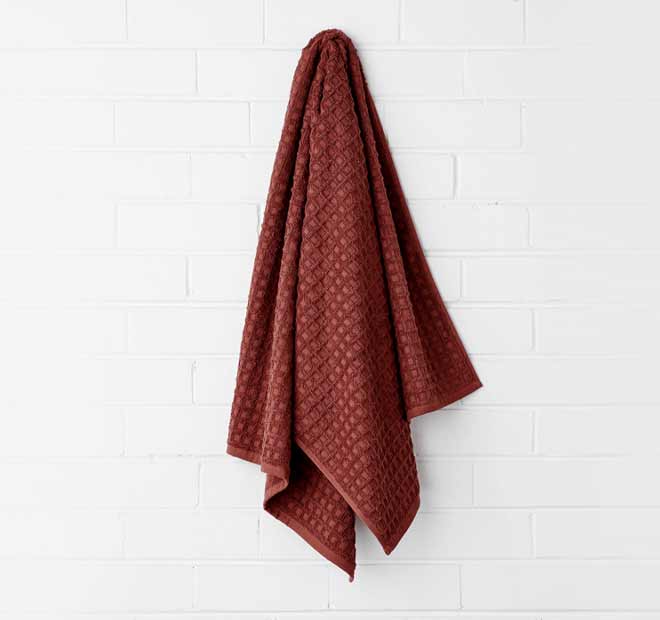 Waffle 5 Piece 580GSM Cotton Bath Towel Set Mahogany - Image 2