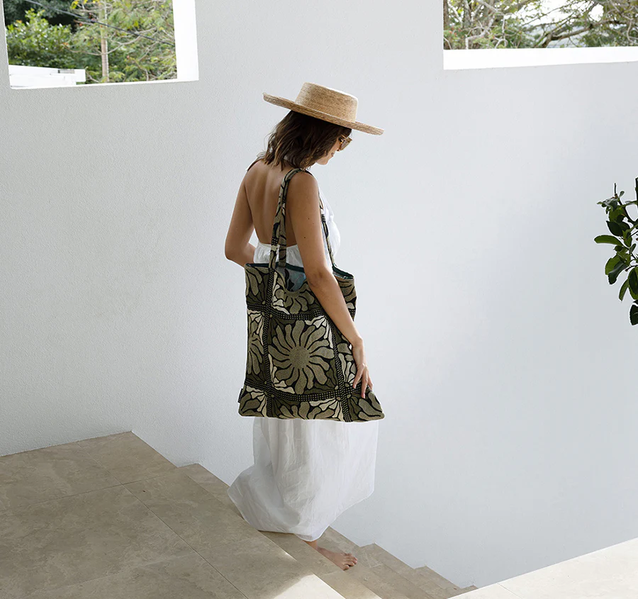 Zinnia Tote Bag Moss - Image 3