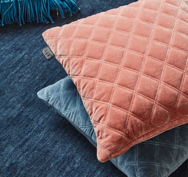 Vercors 43x43cm Filled Cushion Pink - Image 4