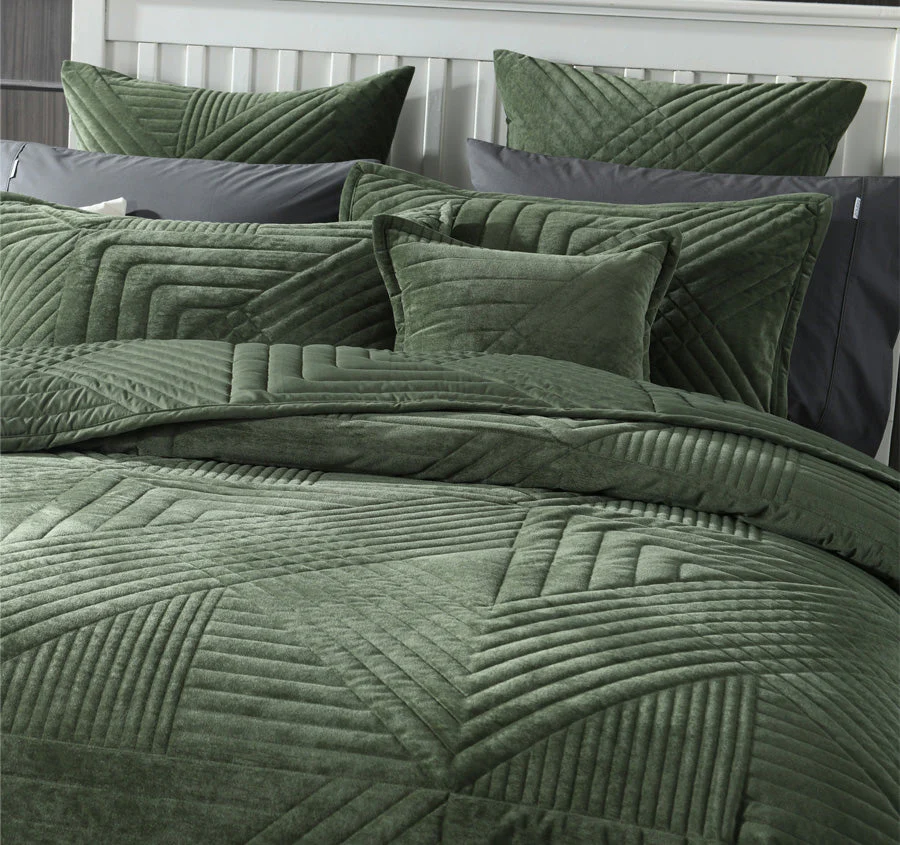 Samatra 43x43cm Filled Cushion Olive - Image 3