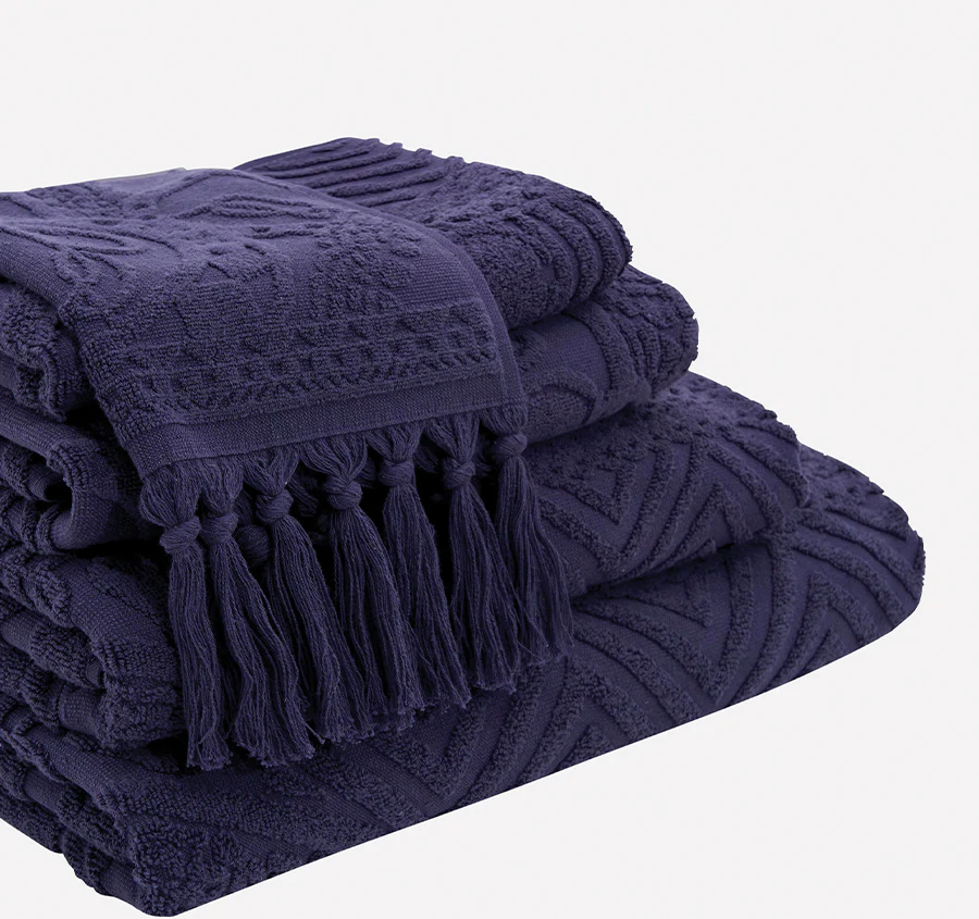 Palm Jacquard 620GSM Bath Towel Range Midnight - Image 7