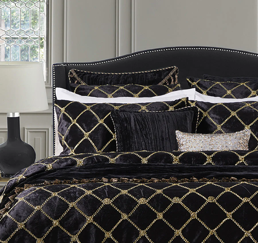Julienne Quilt Cover Set Range Black - Image 4