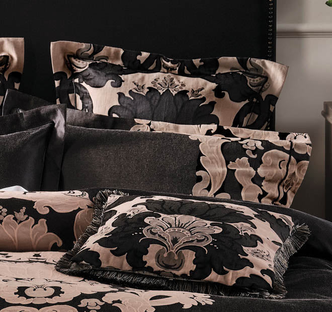 Dionisia European Pillowcase Black - Image 3