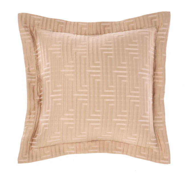 Winston 48x48cm Filled Cushion Gold