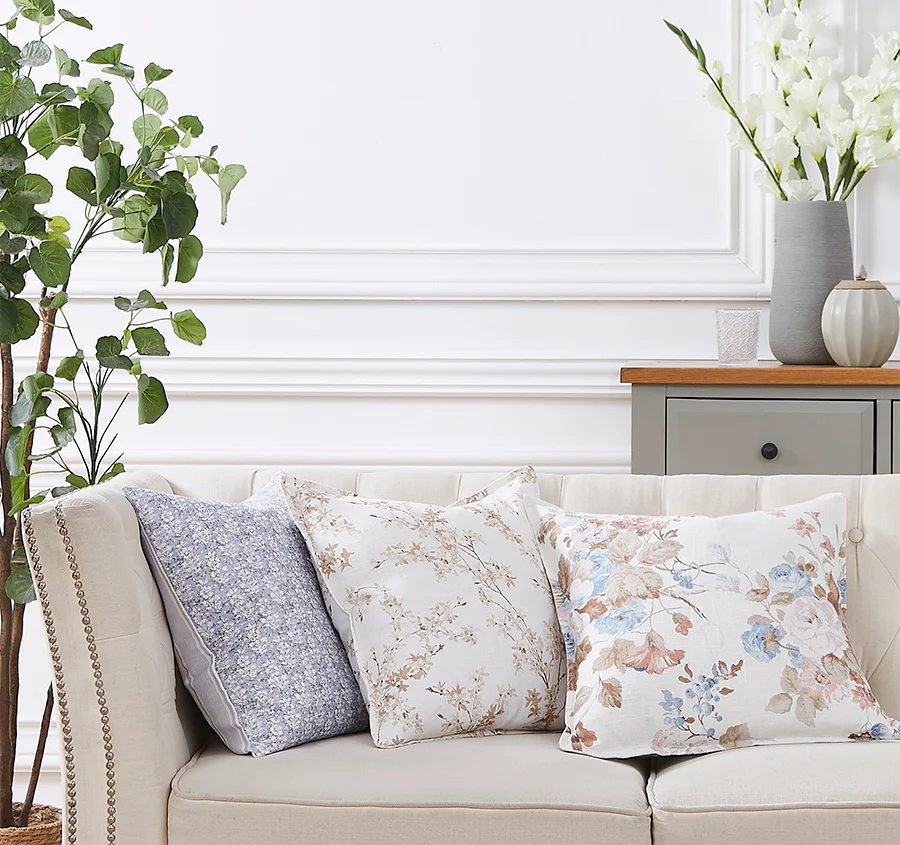 Soulbury 50x50cm Filled Cushion Sky Blue - Image 4