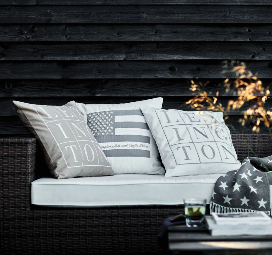Logo 50x50cm Filled Cushion Off White - Image 3
