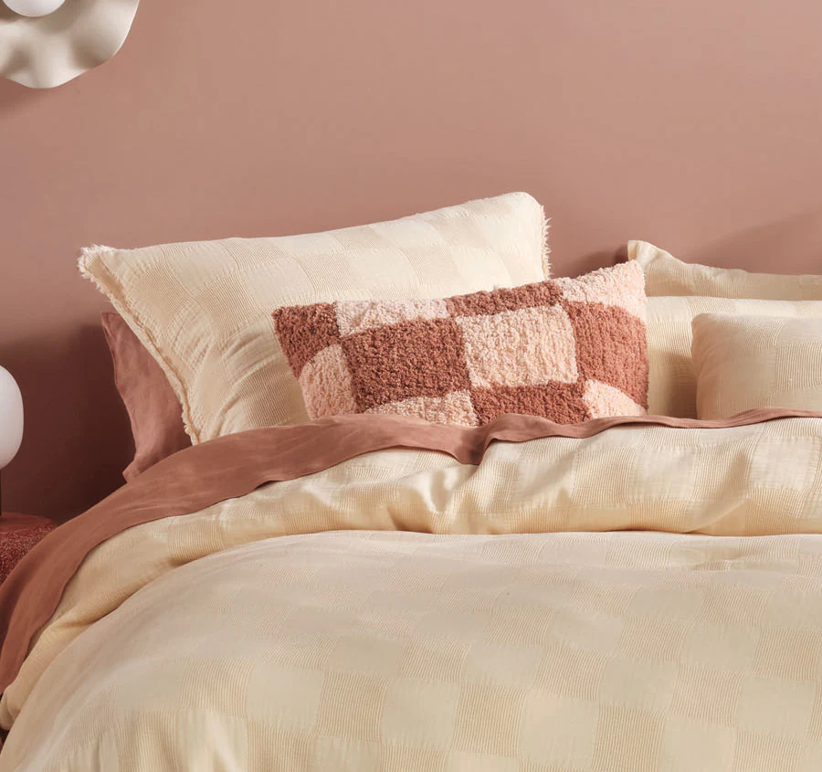 Capri Quilt Cover Set Range Pale Peach - Image 4