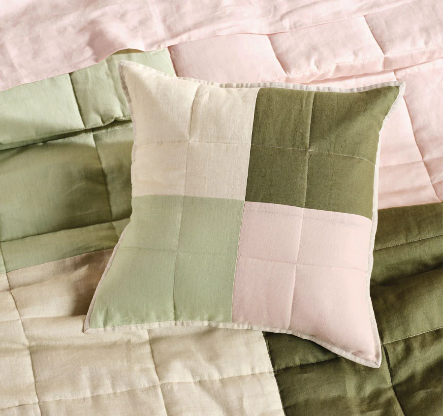 Nimes Patchwork 48x48cm Filled Cushion Rose - Image 3
