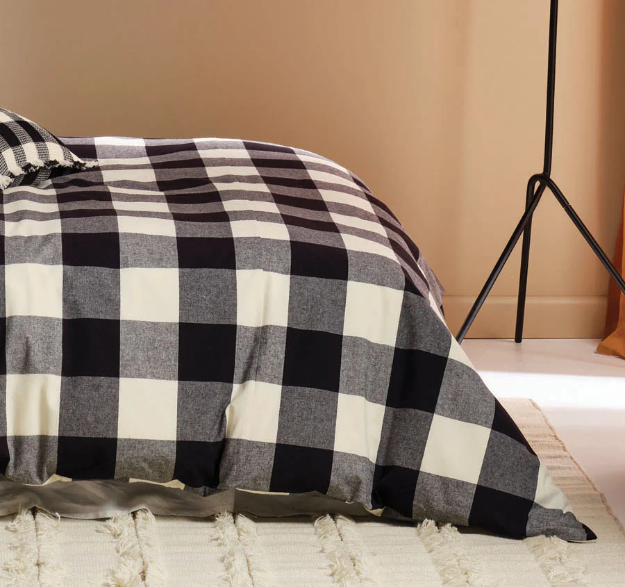 Wren Quilt Cover Set Range Black - Image 2