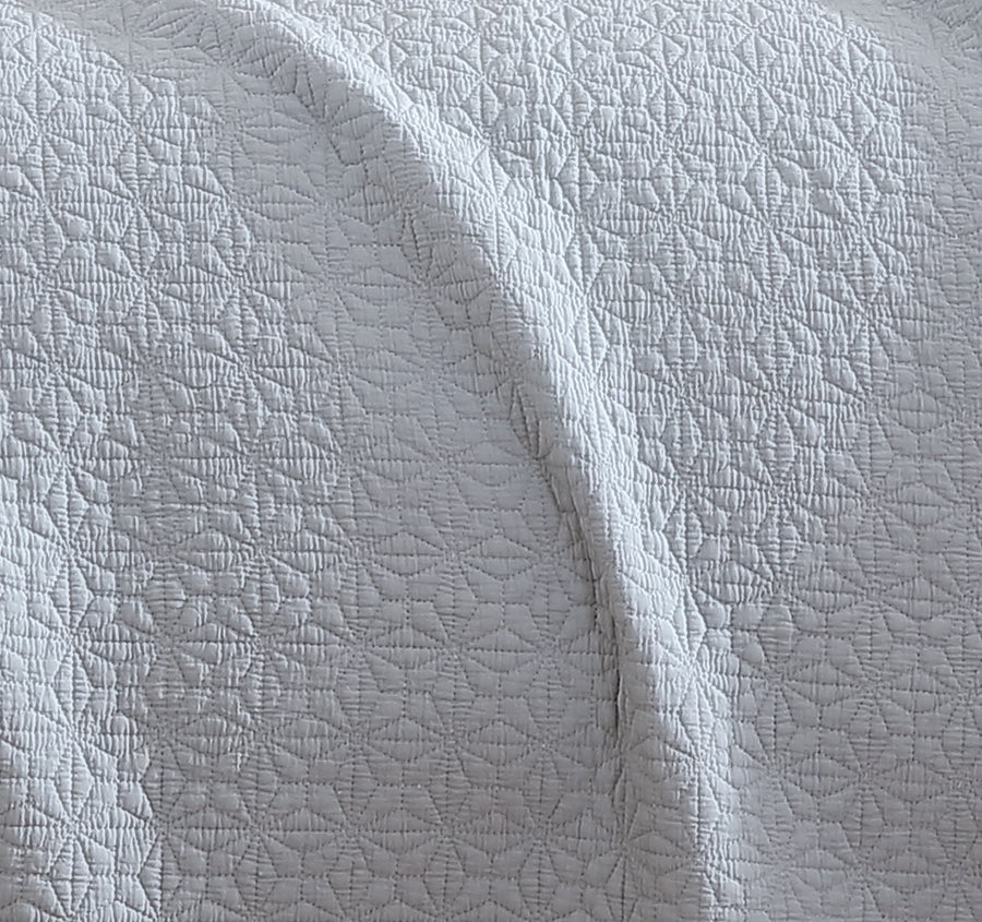 Kayo Coverlet Range Fog - Image 2
